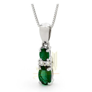 White Gold Diamonds and Emerald pendant Chain