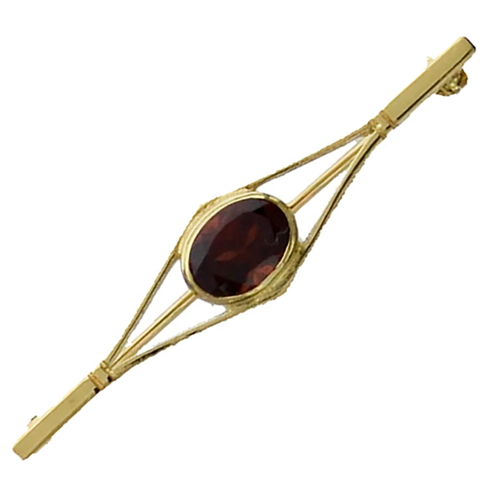 Bar brooch with Oval Garnet VJBRO-014